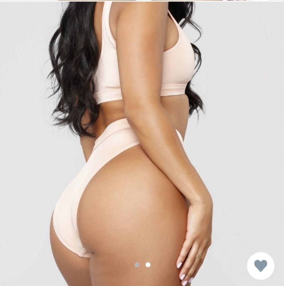 👙Kaliyah Bikini - Picture 2 of 7